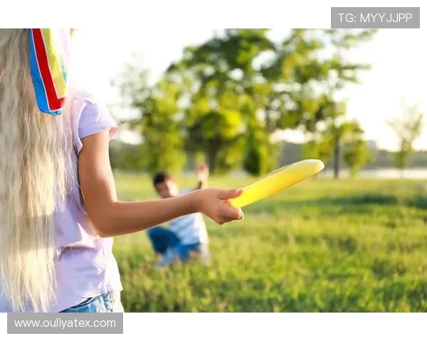 重庆飞盘队在滑板精英赛中的技术表现分析与点评